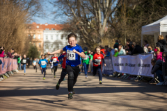 web_RM_Beh-Luzankami_434A4975