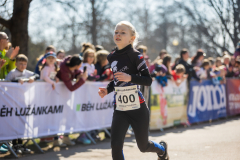web_RM_Beh-Luzankami_434A5018